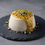 Civet de Lapin au Chocolat Blanc, Olives Noires et Estragon